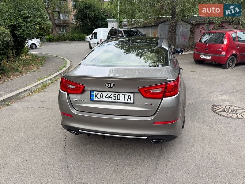 Седан Kia Optima 2014 в Киеве