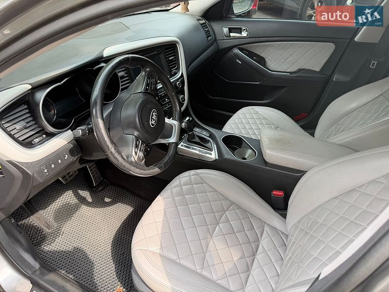 Седан Kia Optima 2014 в Киеве