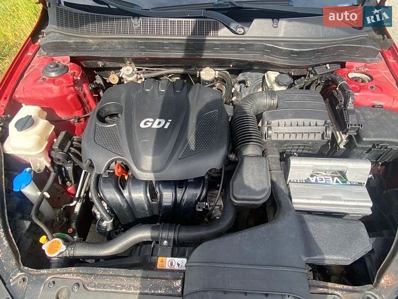 Седан Kia Optima 2014 в Лебедине