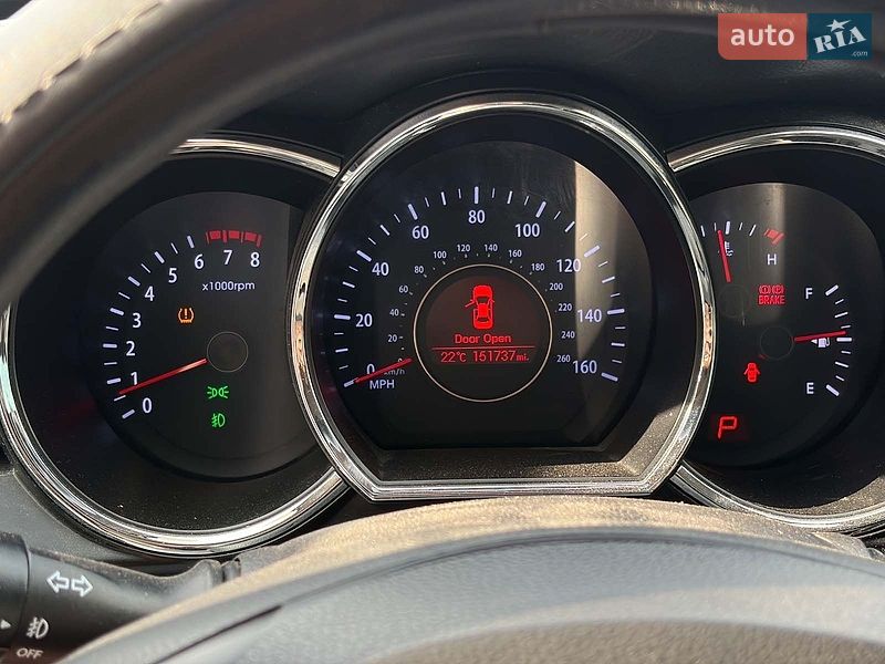 Седан Kia Optima 2013 в Львове