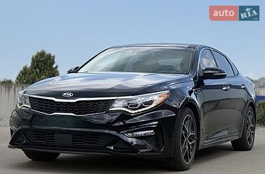 Kia Optima  2019