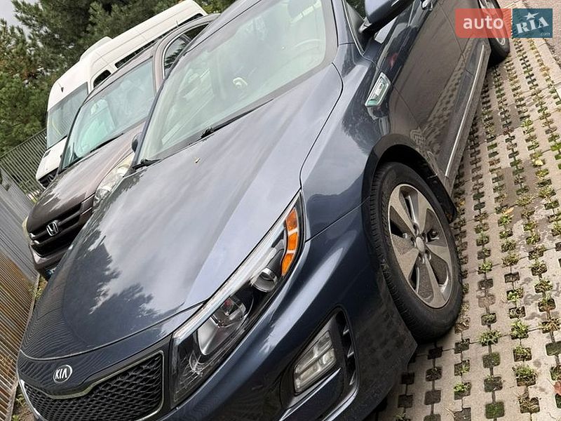 Седан Kia Optima 2014 в Киеве