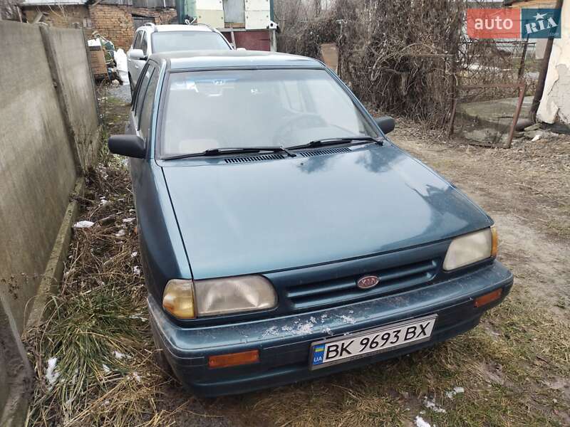 Хетчбек Kia Pride