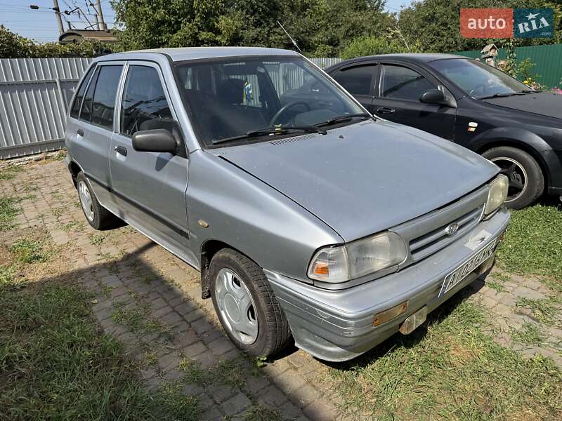 Хетчбек Kia Pride