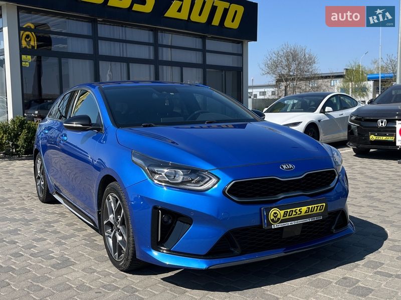 Універсал Kia ProCeed