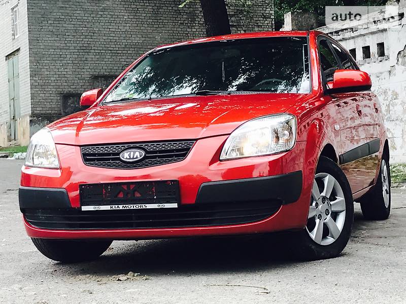 Kia Rio 2008 года