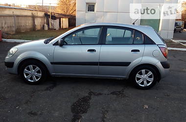 Kia Rio  2007