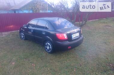 Kia Rio  2007