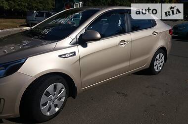 Kia Rio  2013