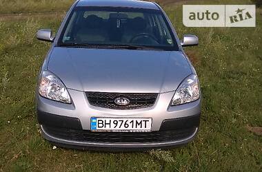 Kia Rio  2006