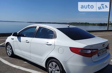 Kia Rio  2013