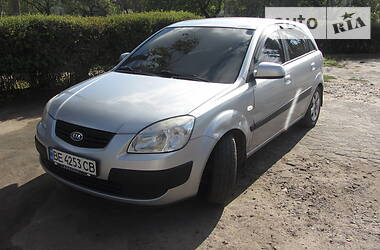 Kia Rio  2007