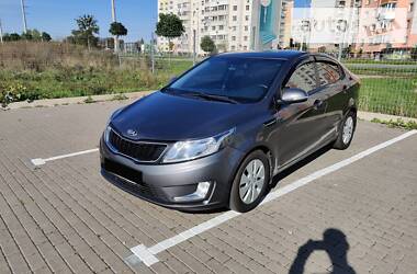 Kia Rio  2013