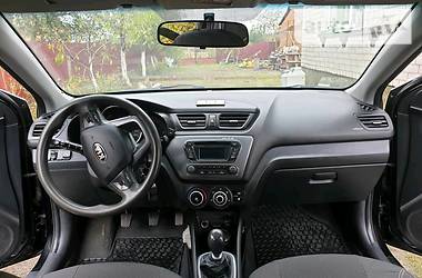 Kia Rio  2013