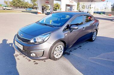 Kia Rio  2015