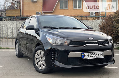 Kia Rio  2017