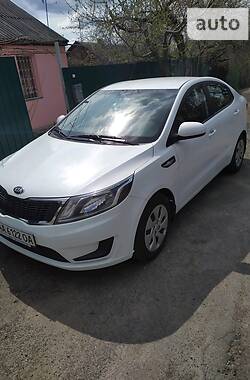 Kia Rio Official 2013