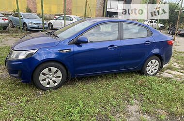 Kia Rio  2013