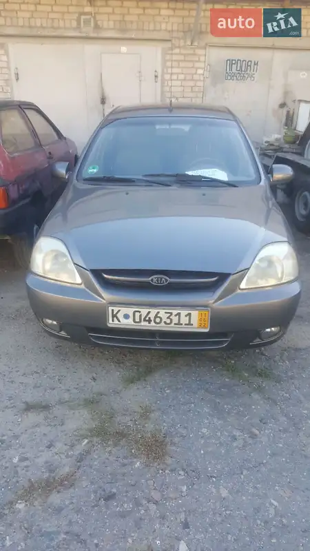 Kia Rio 2004