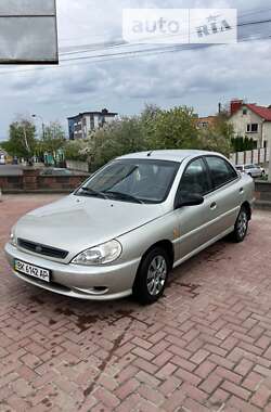 Kia Rio  2002