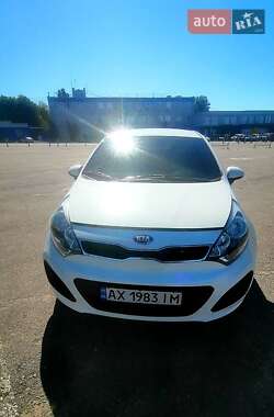 Kia Rio  2013