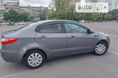 Kia Rio 2013