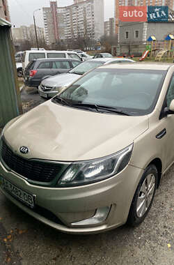 Kia Rio  2013