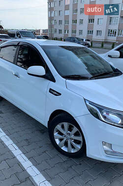Kia Rio 2012
