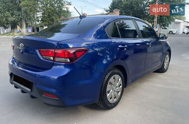 Kia Rio  2018