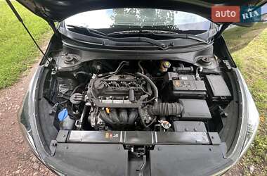 Kia Rio  2017