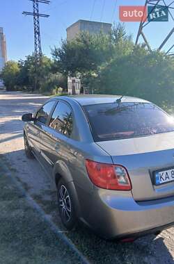 Kia Rio  2011