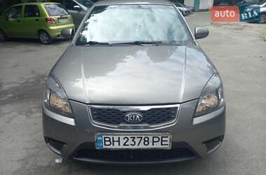 Kia Rio  2010