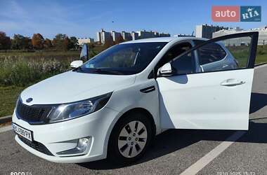 Kia Rio  2012