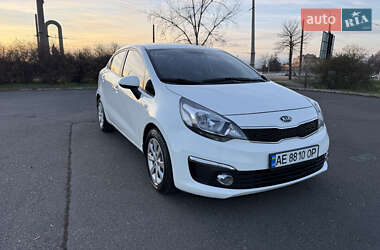 Kia Rio  2016