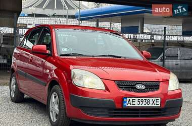Kia Rio  2006
