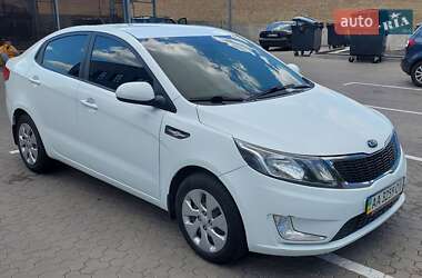 Kia Rio  2013
