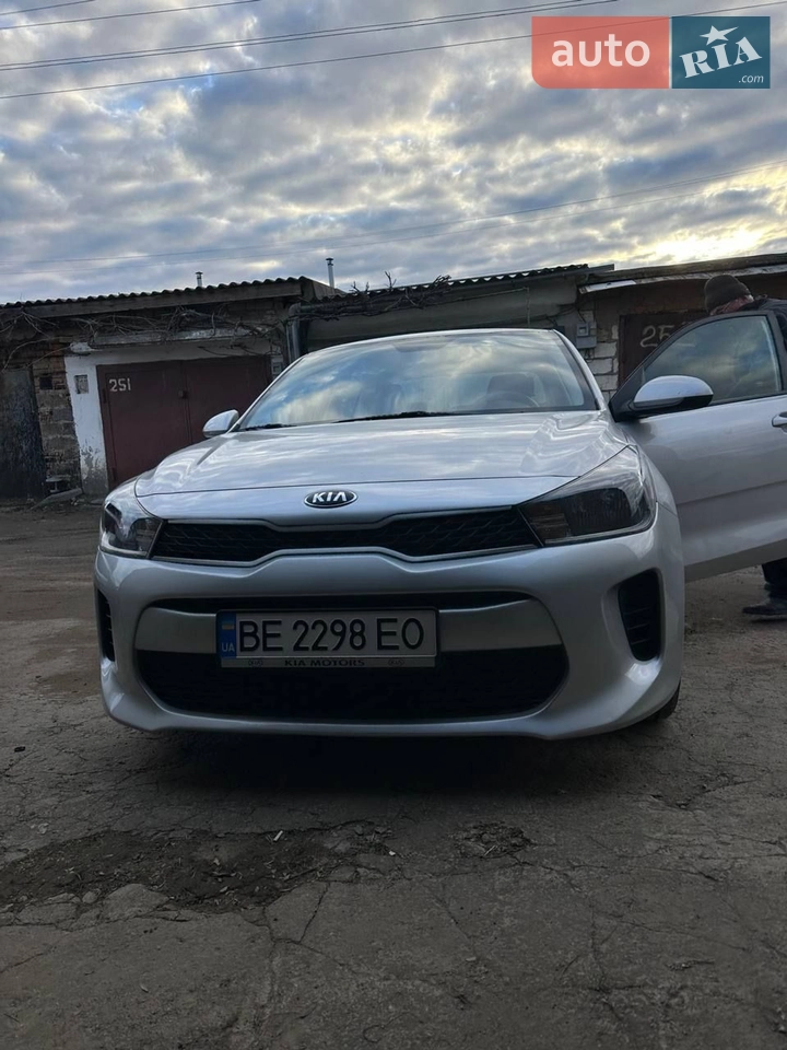 2017 Kia Rio - мініатюра 4