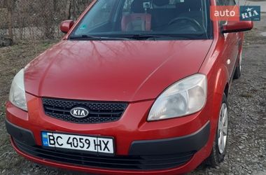 Kia Rio  2006