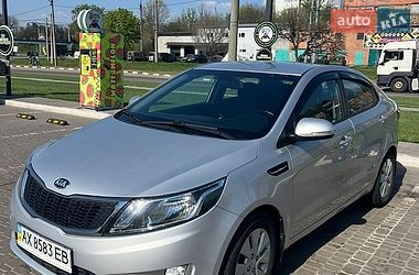 Kia Rio  2013