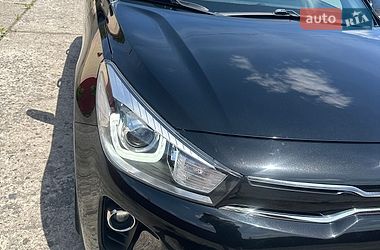 Kia Rio  2017