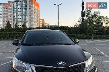 Kia Rio  2013
