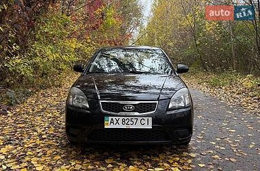 Kia Rio  2011