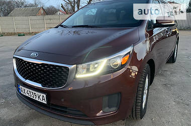 Kia Sedona  2015