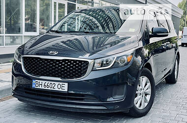 Kia Sedona  2015