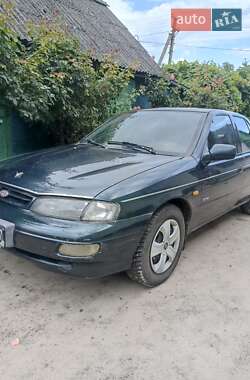 Kia Sephia  1998