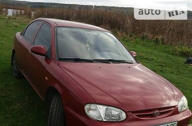 Kia Shuma 2000
