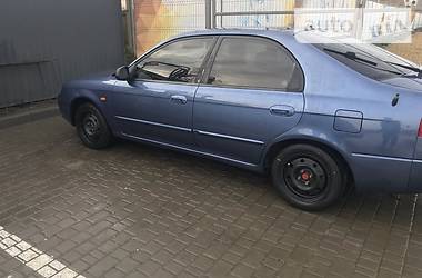 Kia Shuma  2003