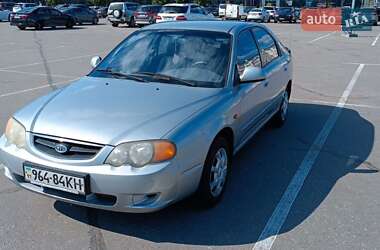 Kia Shuma  2002