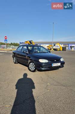 Kia Shuma  1999
