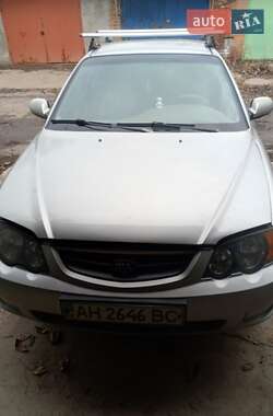 Kia Shuma  2003